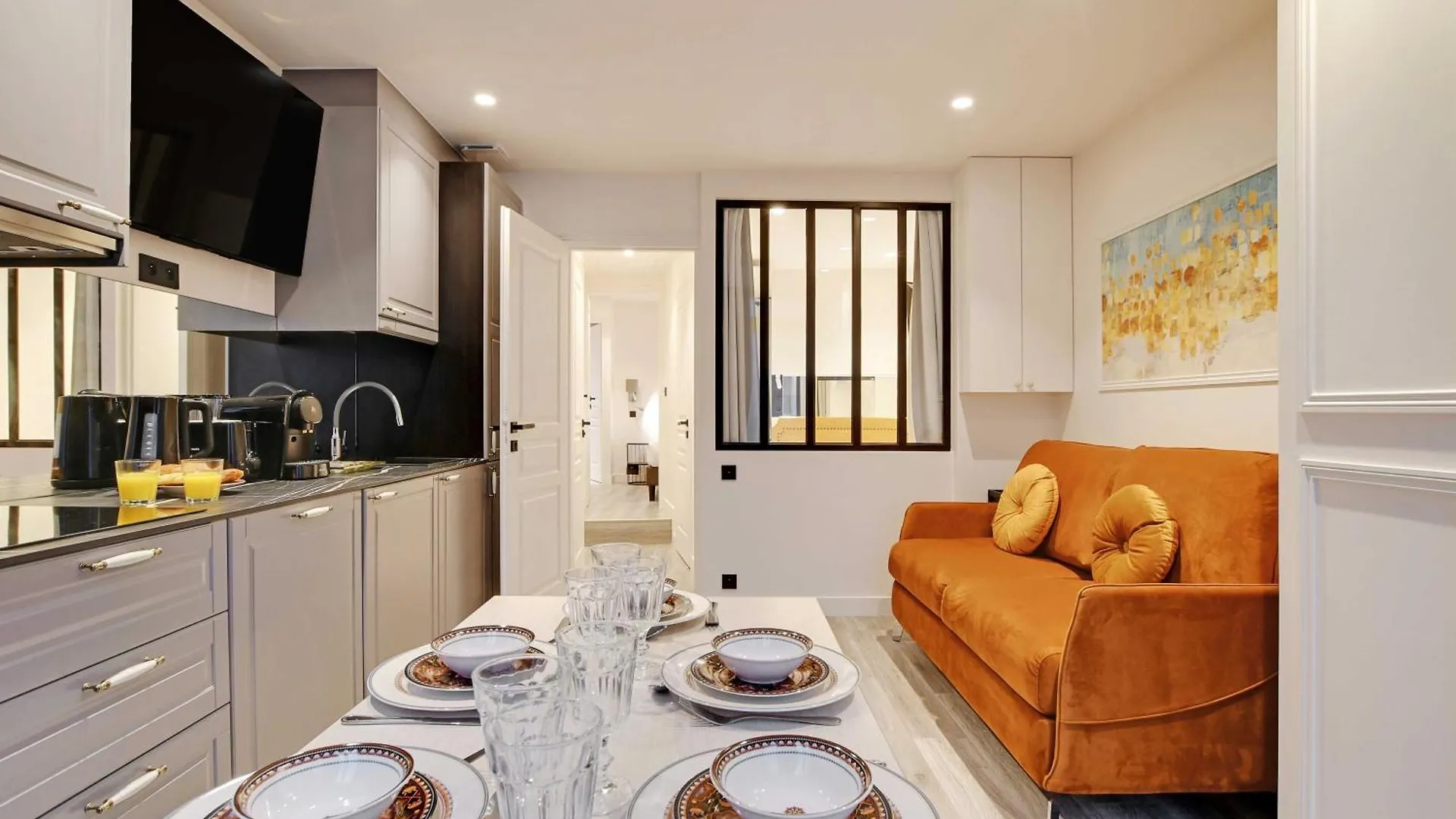 Modern Apartment - 2Br-6P - Marais Paris France