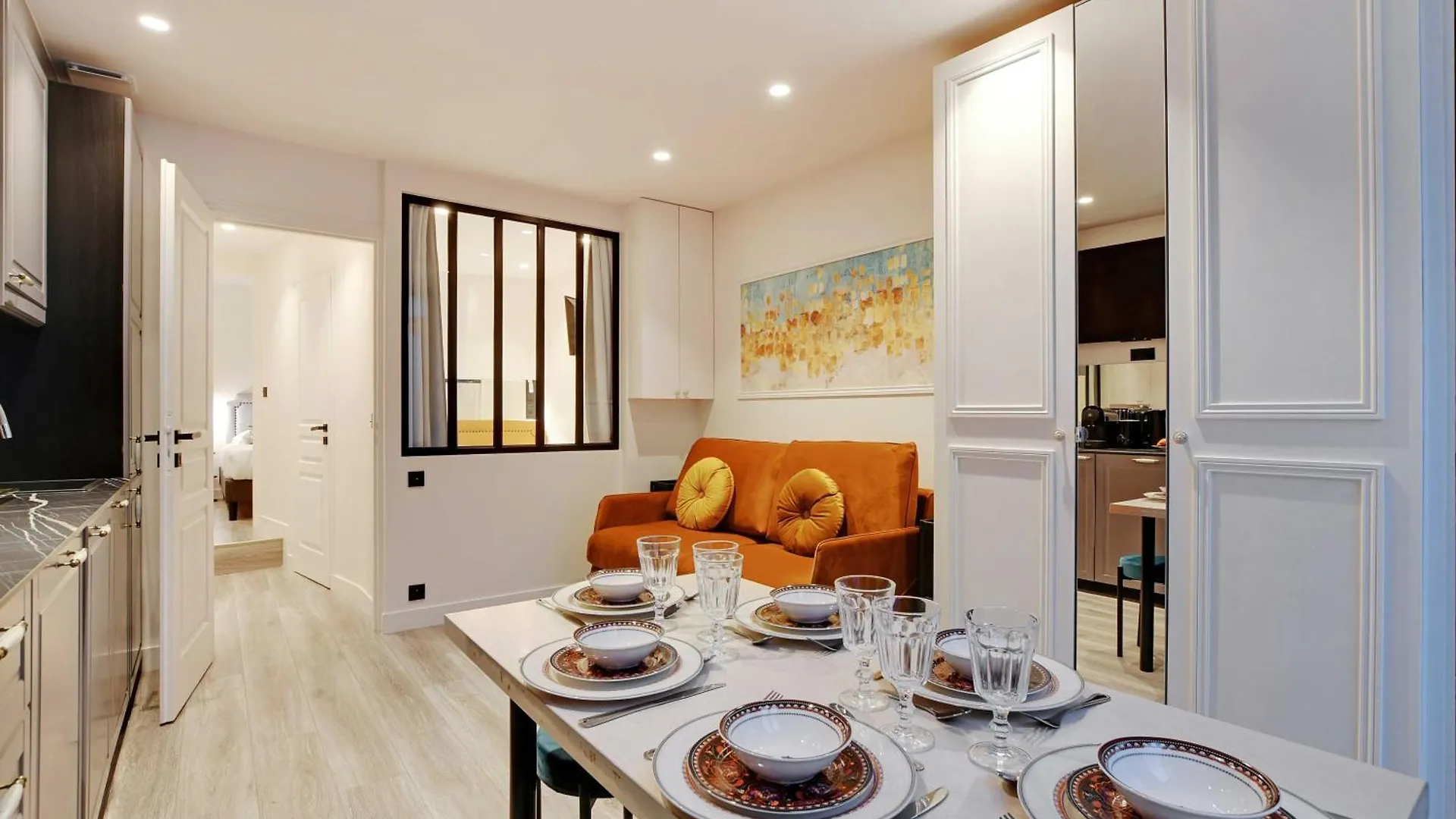 Modern Apartment - 2Br-6P - Marais Paris France